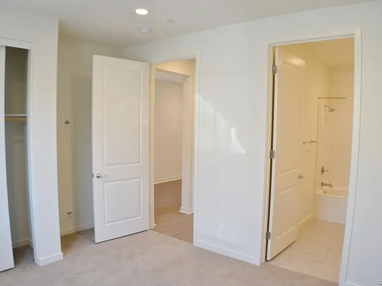 4842 Verde Ct — Photo 11