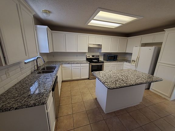 4th image of 3553 Clearview Dr