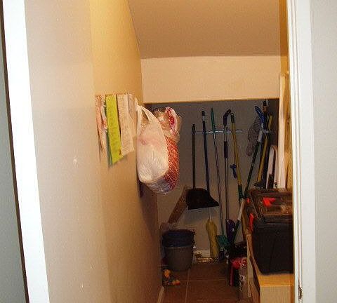 Pantry (entrance in kitchen)