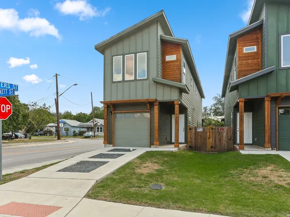 1962 E Crockett, San Antonio, TX 78202
