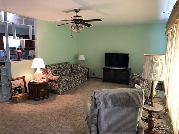 2nd image of 1594 Ardis Dr