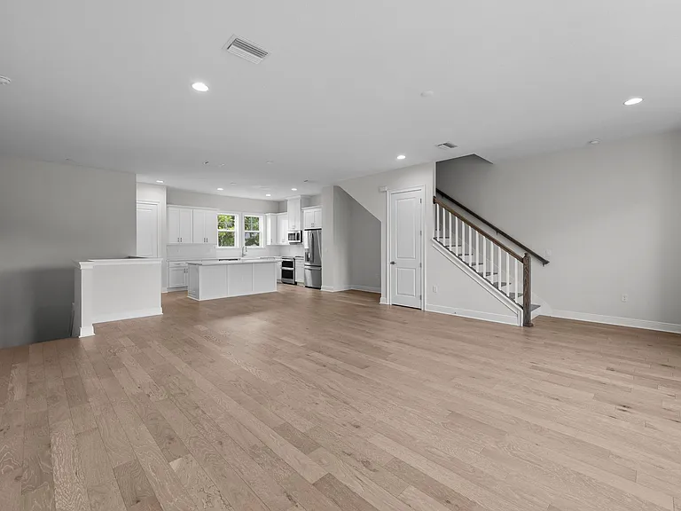 4302 W North B St #3 — Photo 6