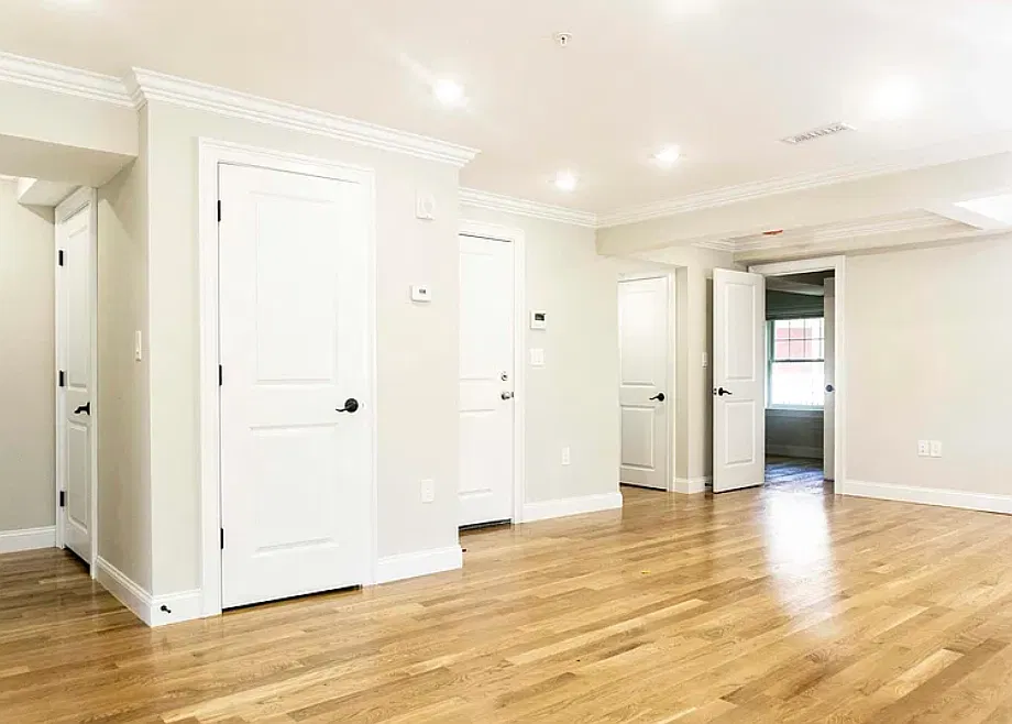 60 Gordon St — Photo 2