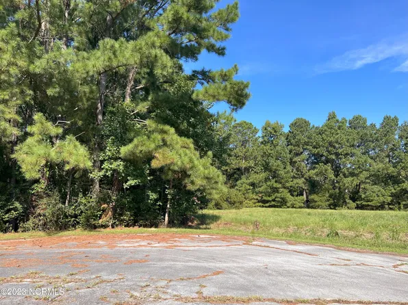 5905 Sea View Drive, Oriental, NC 28571