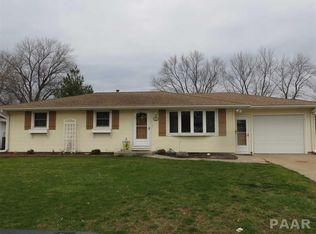 329 E Fernwood St, Morton, IL 61550