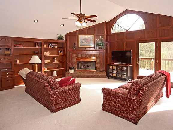 5th image of 8602 Sargent Creek Ln