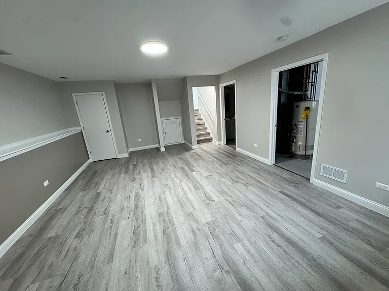 2616 Metropolitan Ave — Photo 9