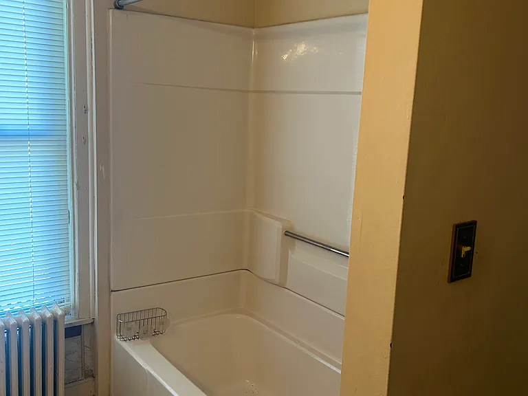 202 West St #6 — Photo 1
