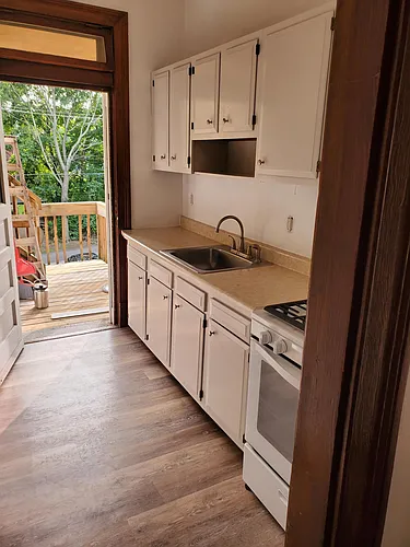 421 Orchard Ave #4 Photo 1