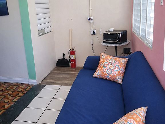 3rd image of 388 Calle Holanda #1