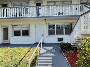 82 Kingswood E #E, West Palm Beach, FL 33417