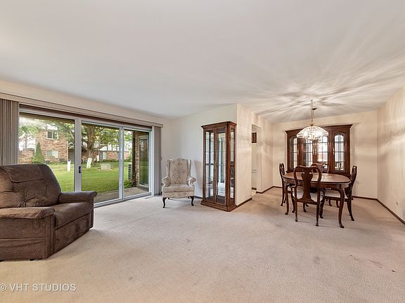 3rd image of 1228 Williamsport Dr #34-1