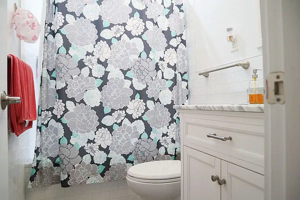 Rented by Lofts and Flats LLC | media 40