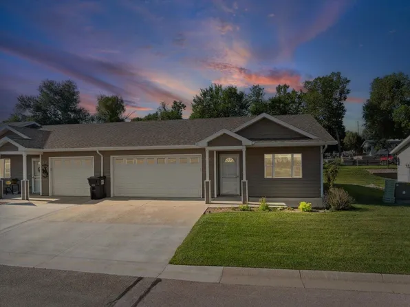 1217 Silverbrook Ln, Spearfish, SD 57783