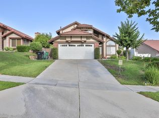 1056 Torrey Dr, Corona, CA 92882