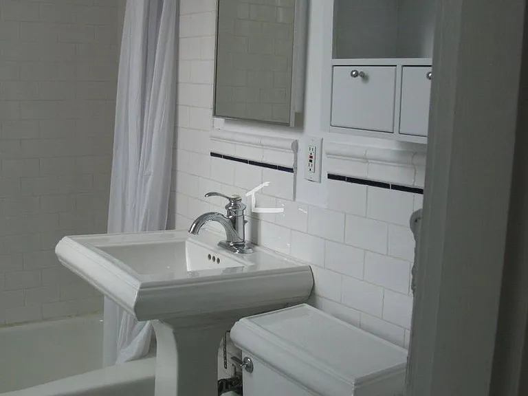 2033 Commonwealth Ave #4 — Photo 8
