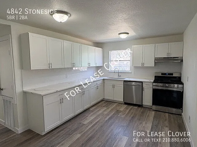 4842 Stoneside — Photo 5