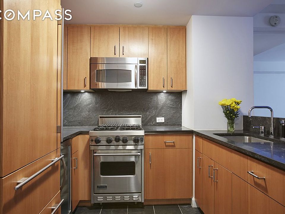 1st image of 100 W 58th St APT 2C