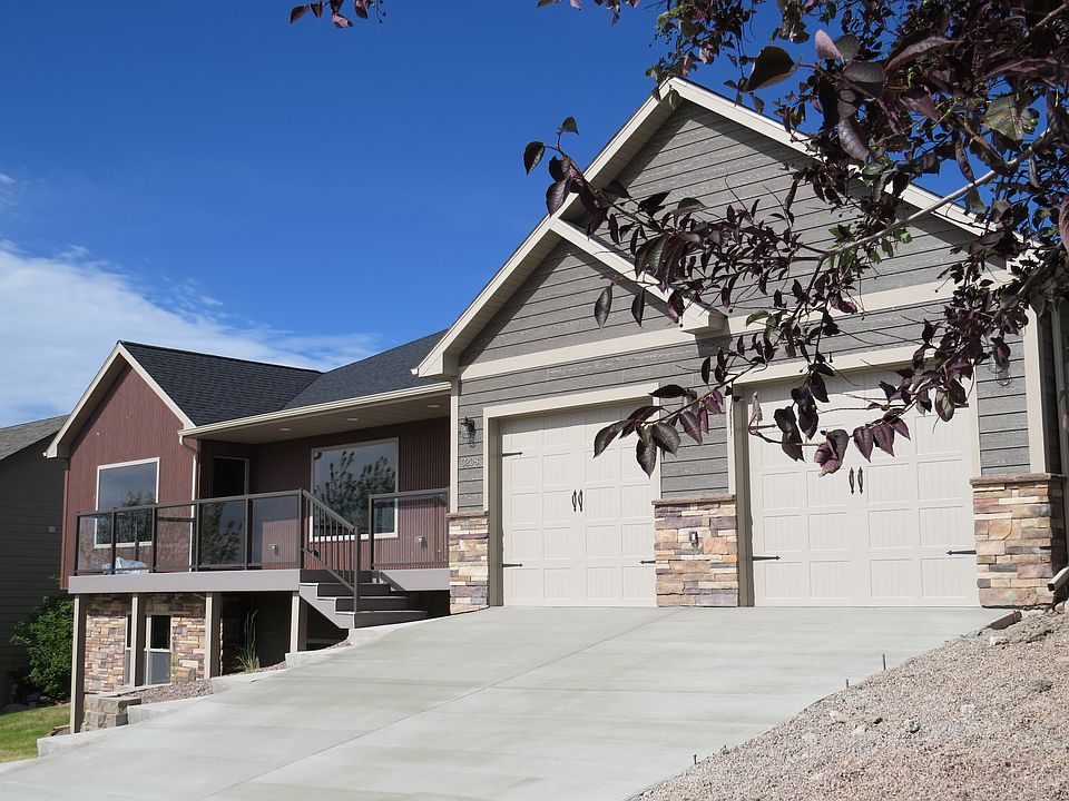 1st image of 3208 Kingwood Dr