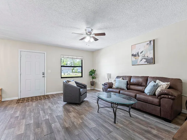 1 Brittany Ln #C — Photo 23