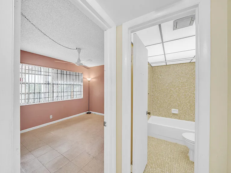 3070 NW 48th Ter #405 — Photo 19