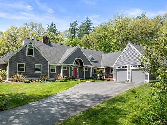2nd image of 117 Ayer Rd