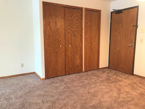 5th image of 2411 Tawhee Dr APT 109