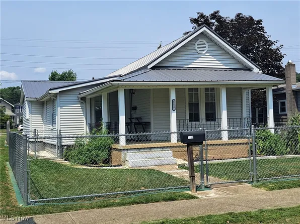 1437 Central Ave, Zanesville, OH 43701