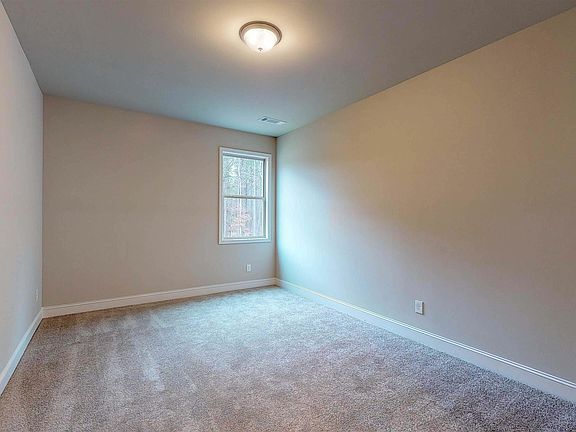 4th image of 5931 Belafonte Walk