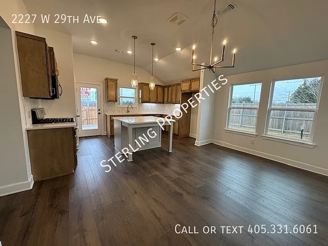 2227 W 29th Ave — Photo 15