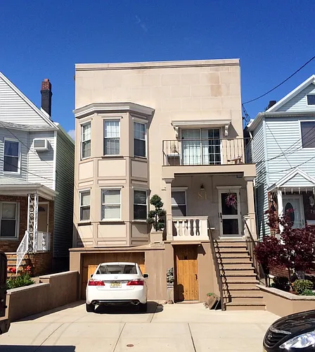 81 W 27th St #1 Photo 1