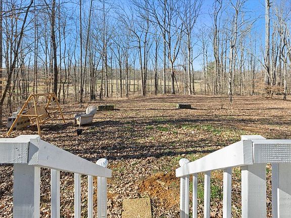 3rd image of 559 McCamy Sumach Rd