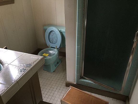 4th image of 2065 W Lucas Dr
