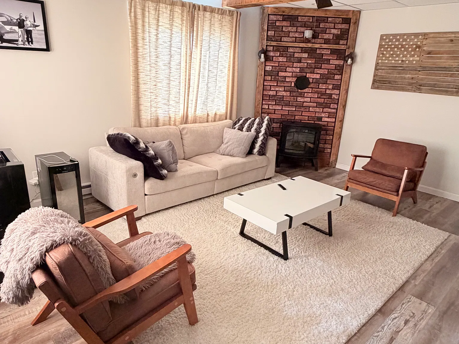 2 bed, 1000 sqft, $1,800 — Photo 3