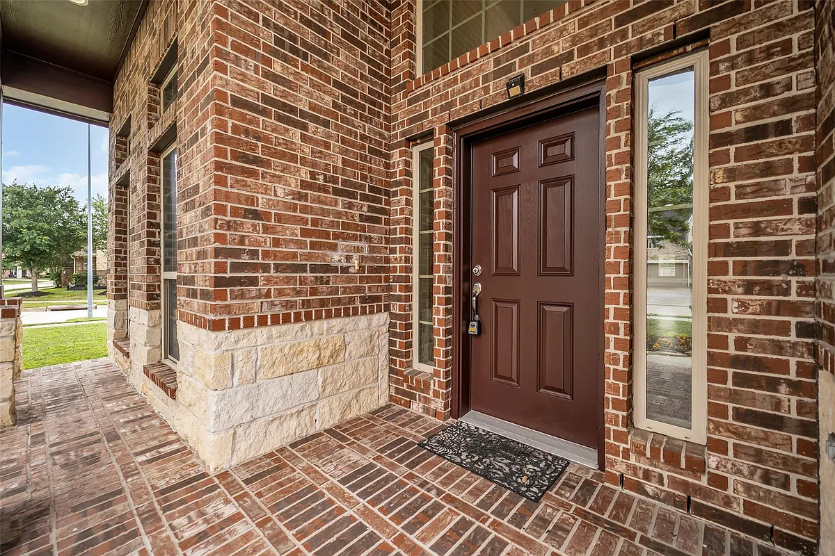 Building Photo - 23218 Verita Ct
