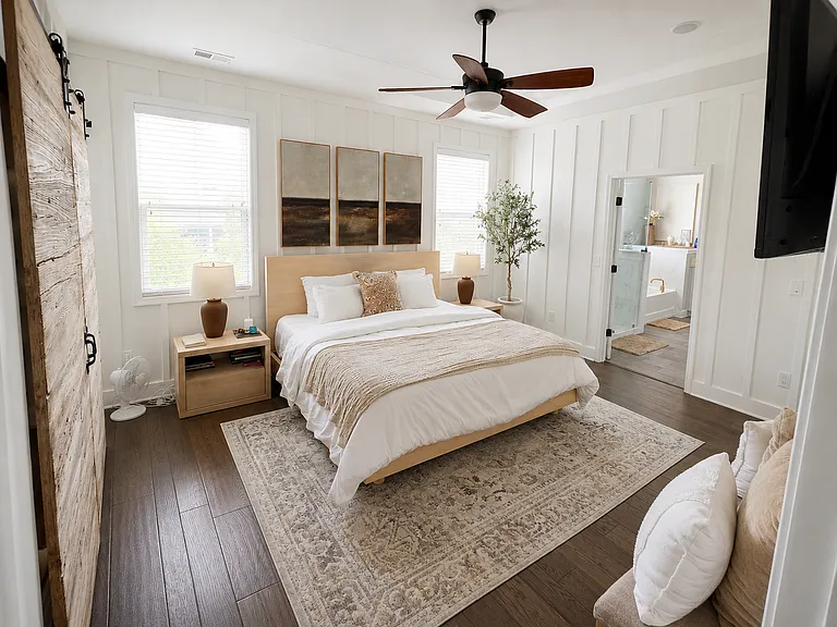 2207 Dewees Creek Dr — Photo 31