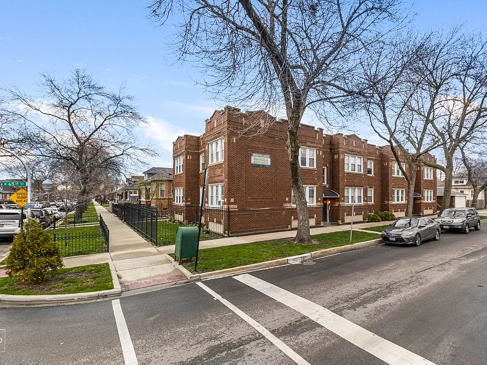 6455 S Fairfield