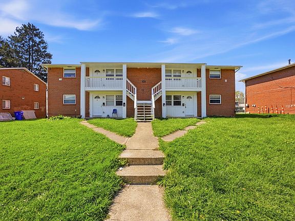 3rd image of 441-447 Barnett Rd