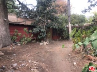 112 E Las Flores Dr, Altadena, CA 91001