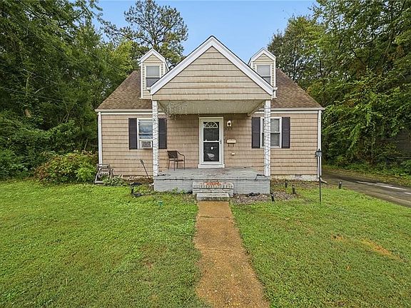 2nd image of 317 Dixie Dr