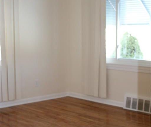 5th image of 10965 Meadowbrook Dr