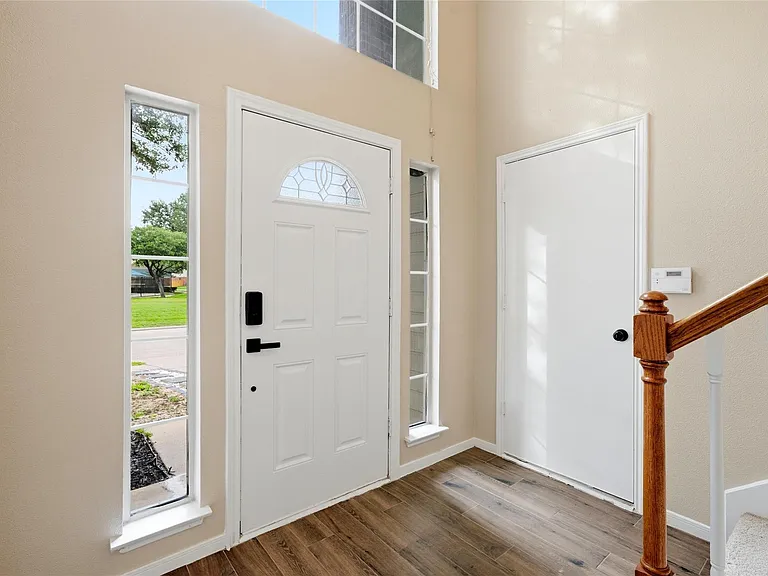 3711 Slocom Dr — Photo 4