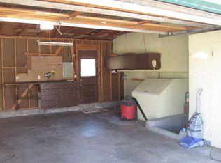 111 Montcalm Dr, Pueblo, CO 81005