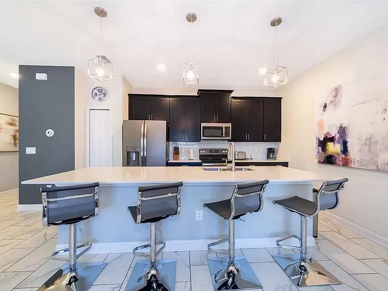 4909 Windermere Ave — Photo 7