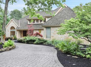 1630 Strathshire Hall Pl, Powell, OH