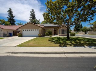 805 Harvest Creek Rd, Bakersfield, CA 93312