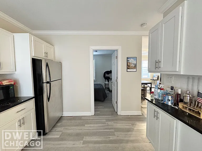 837 W Cornelia Ave #837.5-1N — Photo 8