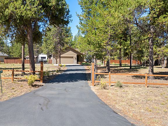3rd image of 55350 Gross Dr