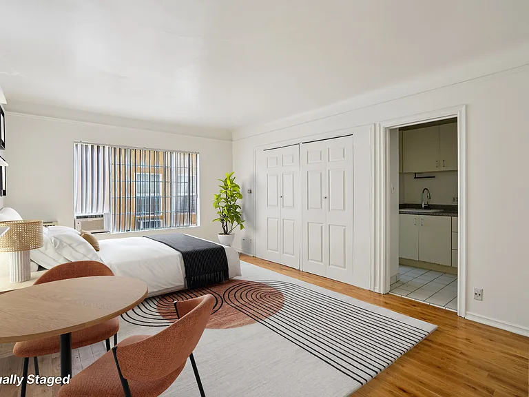 723 S. Mansfield Ave. — Photo 9