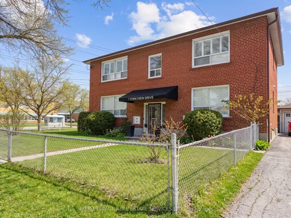 1 Yorkview Dr Suite B, Toronto, ON M8Z 2E7